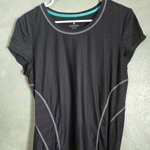 Athleta - Crew neck - Short sleeve t-shirt  - Women's size L